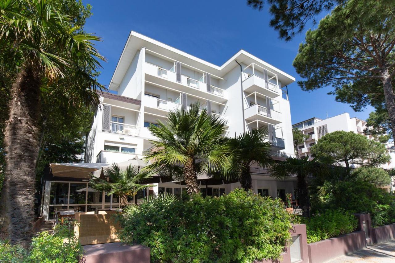 Hotel Parco Milano Marittima Ngoại thất bức ảnh